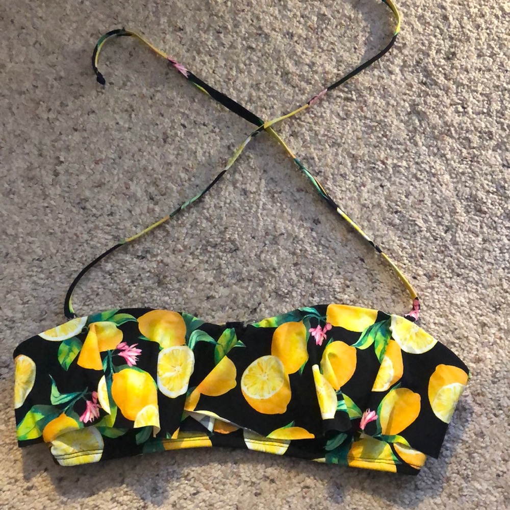 Lemon swim top